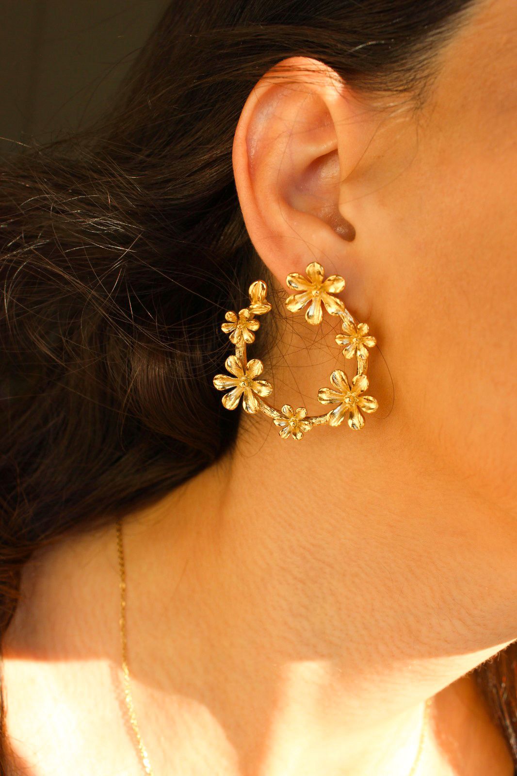 Brincos Flores Noa | Dourado